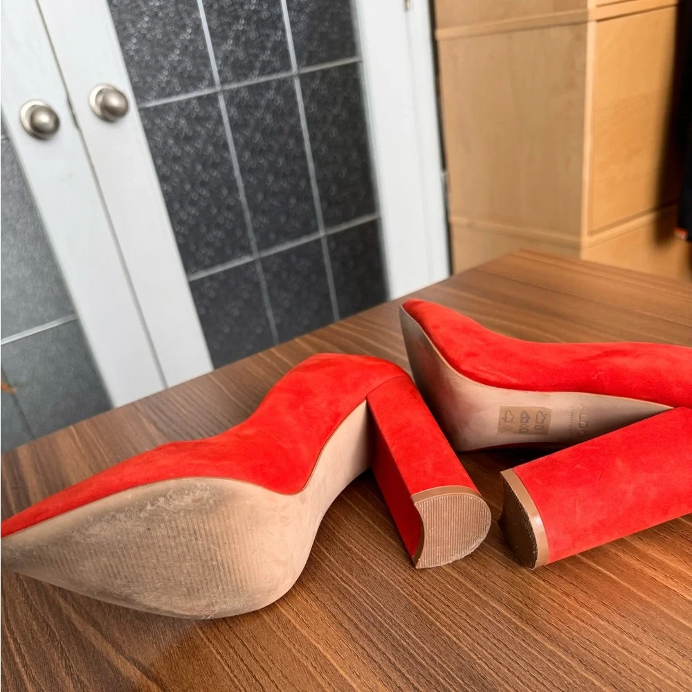 👠 Gorgeous paprika red Aldo Block heels 👠 - Picture 3 of 3